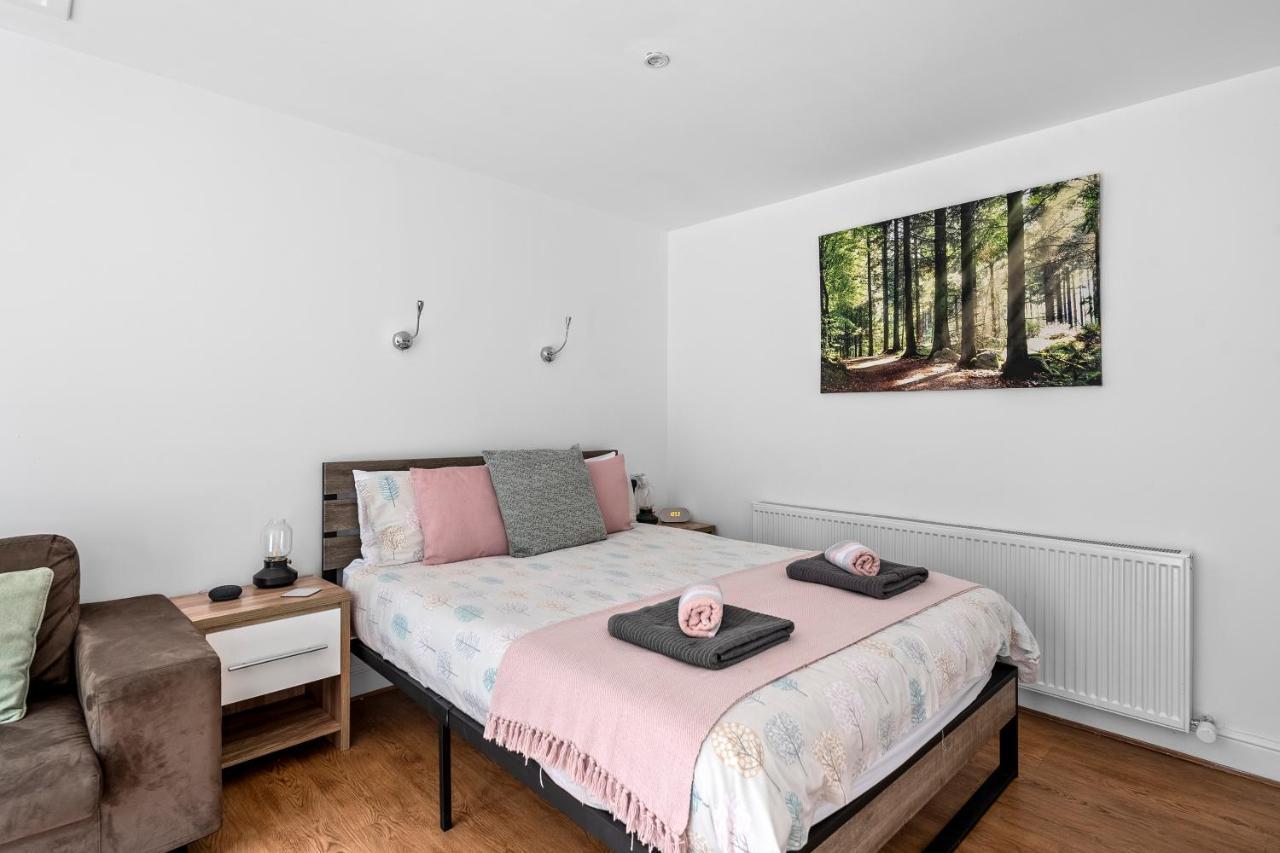 Number 2, Lytton Tree Lodge, Reydon, Southwold Экстерьер фото